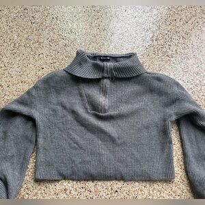 PrettyLittleThing Women’s Cropped Ribbed Half-Zip Sweater in Heather Gray